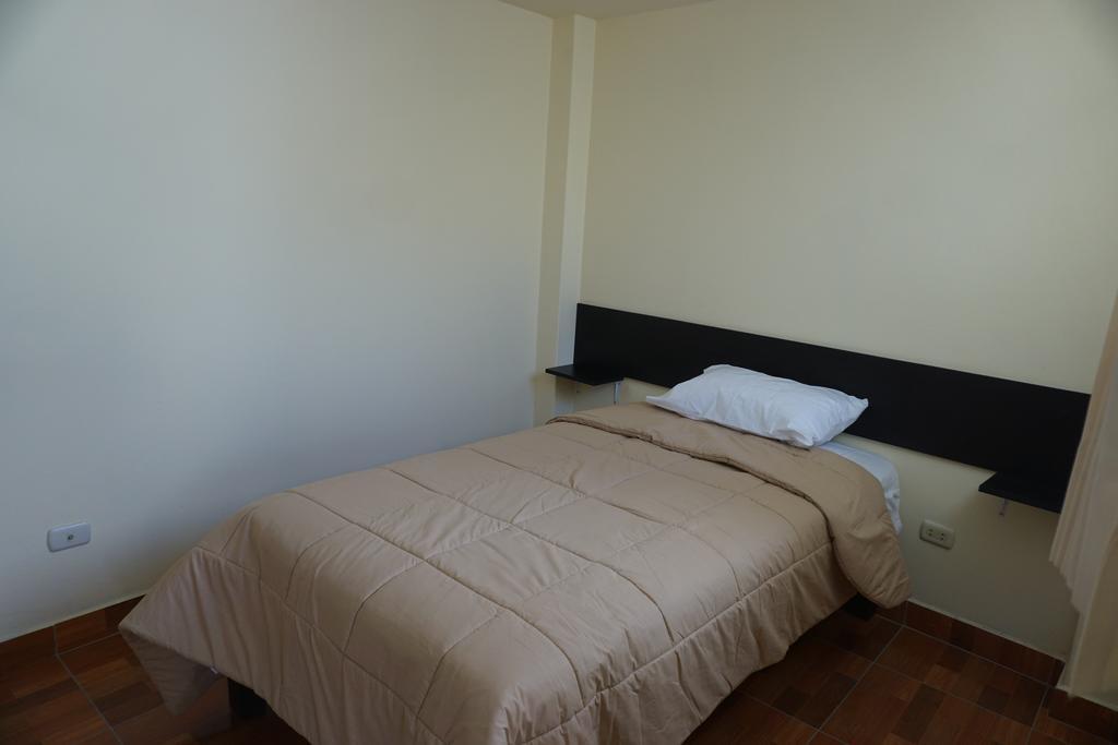 Hotel Residencial Mamamia Tacna Esterno foto